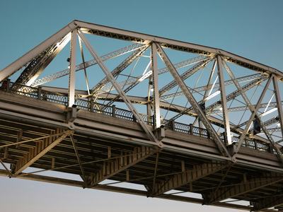 Steel bridge structure – brand architecture